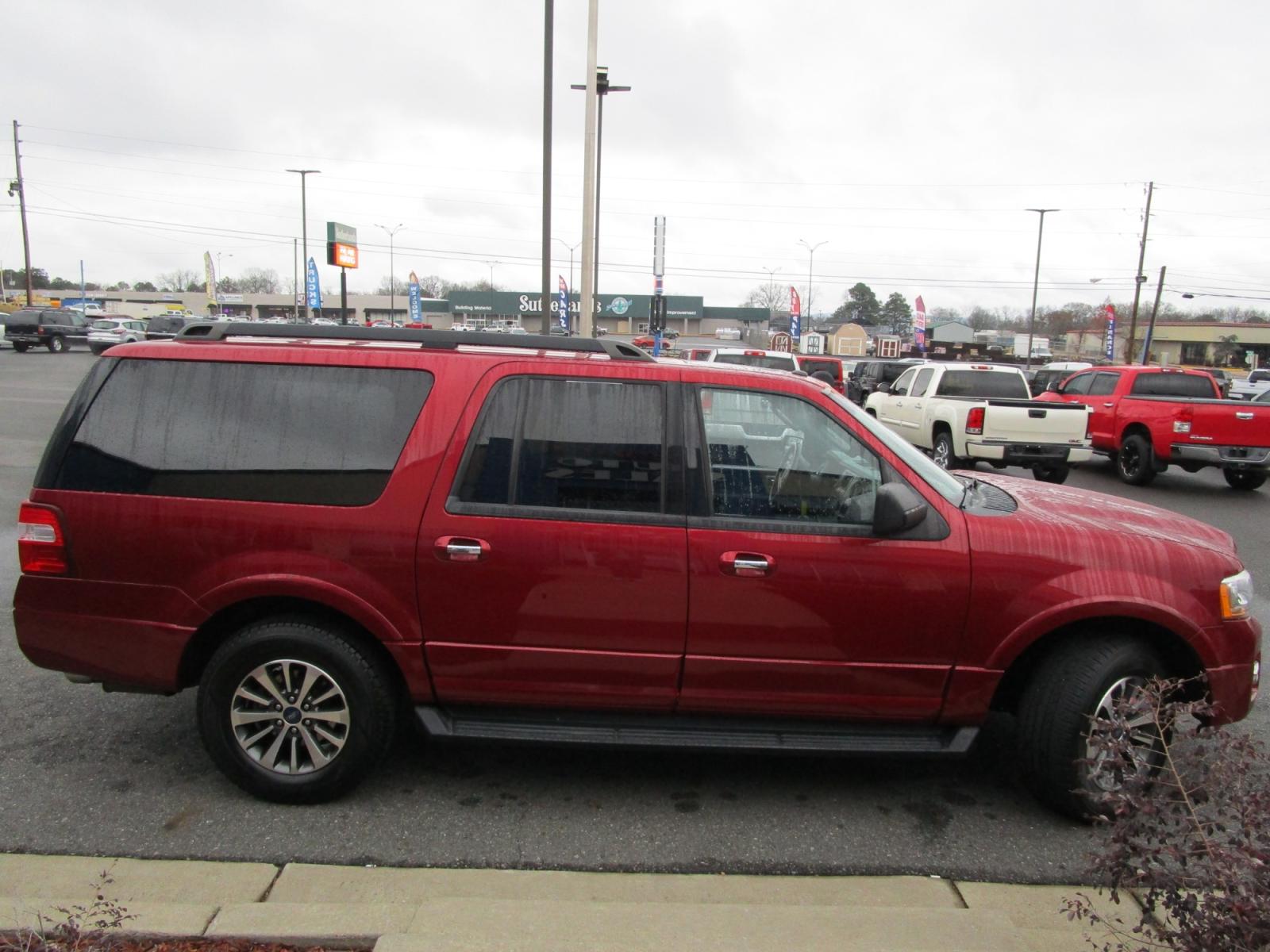 2017 RED Ford Expedition EL King Ranch 2WD (1FMJK1HT4HE) with an 3.5L V6 DOHC 24V FFV engine, 6A transmission, located at 1814 Albert Pike Road, Hot Springs, AR, 71913, (501) 623-1717, 34.494228, -93.094070 - Photo #7